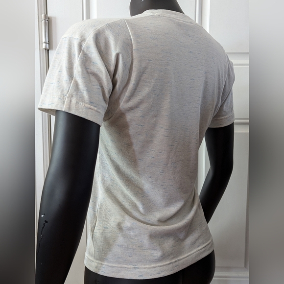 Adidas Tee Size XS - Picture 3 of 10